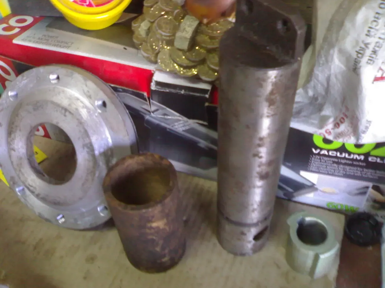 Колінвал на пилку для розпилювання туш ФРП з одним шатуном. 7