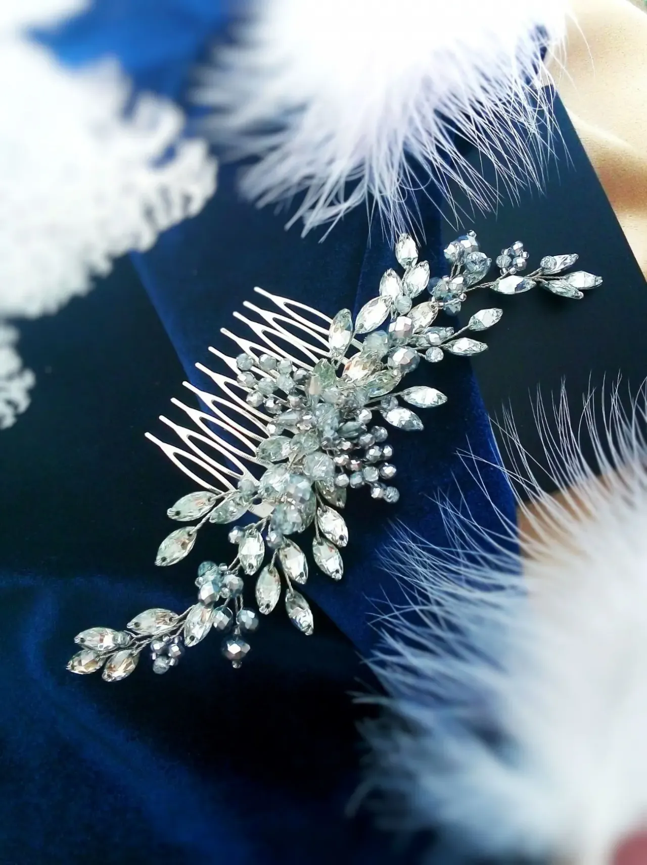 Ягідна гілка заколка гребінь прозорий сріблястий прикрас на голову у а