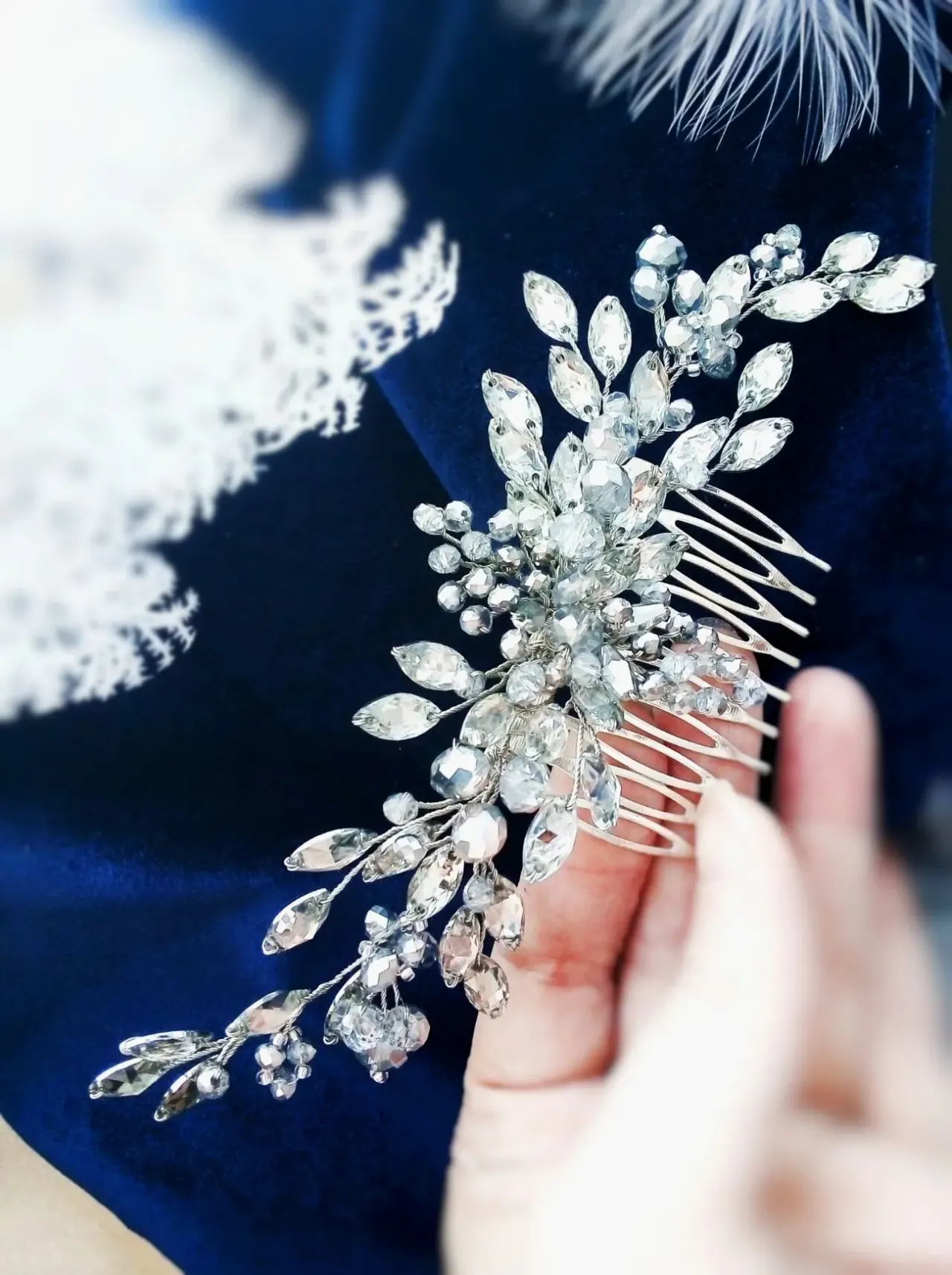 Ягідна гілка заколка гребінь прозорий сріблястий прикрас на голову у а 3