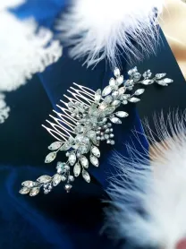 Ягідна гілка заколка гребінь прозорий сріблястий прикрас на голову у а