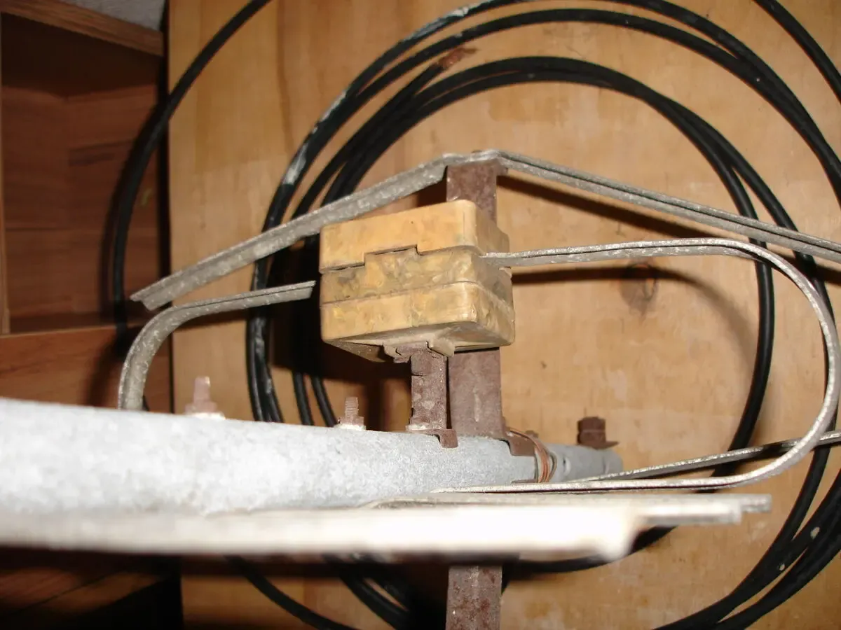 Антена ТВ внешняя/зовнішня, металева, б/в, довжина 150 см, якісна 3