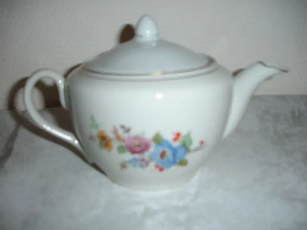 Чайник-заварник 500 мл. Порцеляна з позолотою. Полонне. 1950-ті роки 3