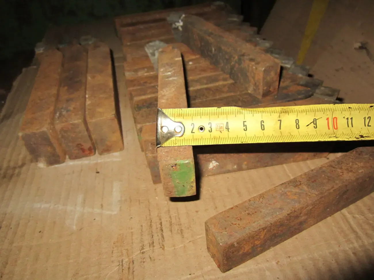 Резец токарного станка 4