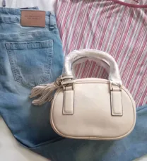 Модная овальная мини сумка черная, бежевая