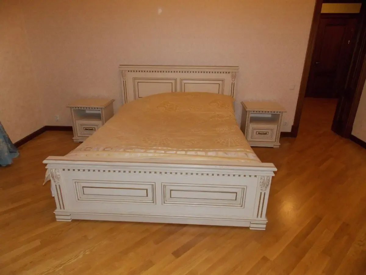 Кровать из массива дерева 4