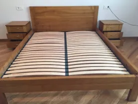 Кровать из массива дерева