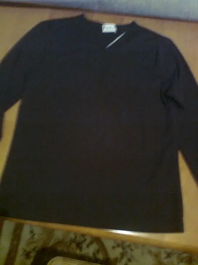 Классический черный шерстяной полувер.  германия 5