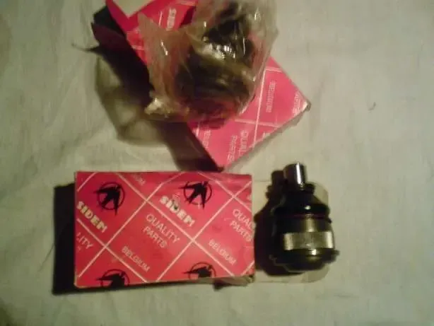 Запчасти на Мерседес 190. W201 5