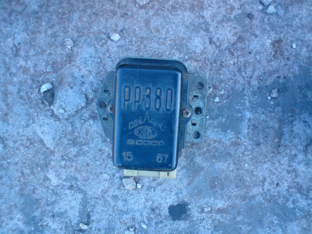 Запчасти на Москвич Ваз СССР 10