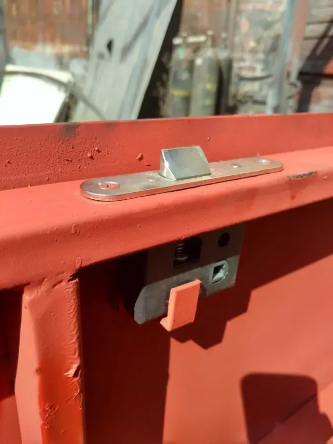 Напольные люки под заказ. 