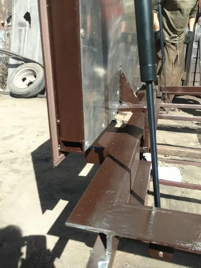 Напольные люки под заказ. 