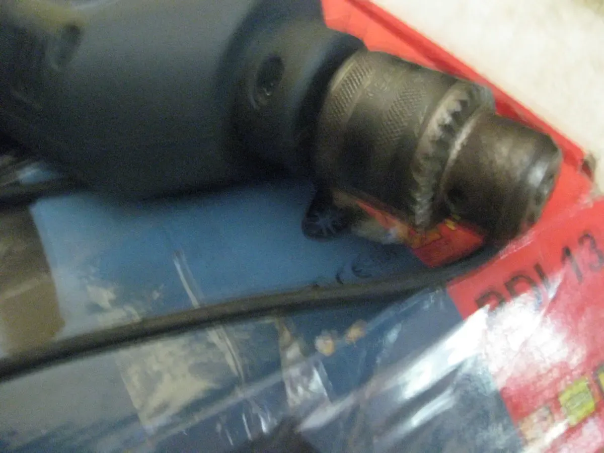 Продам или обменяю дрель ударную Boss PDI 13 5