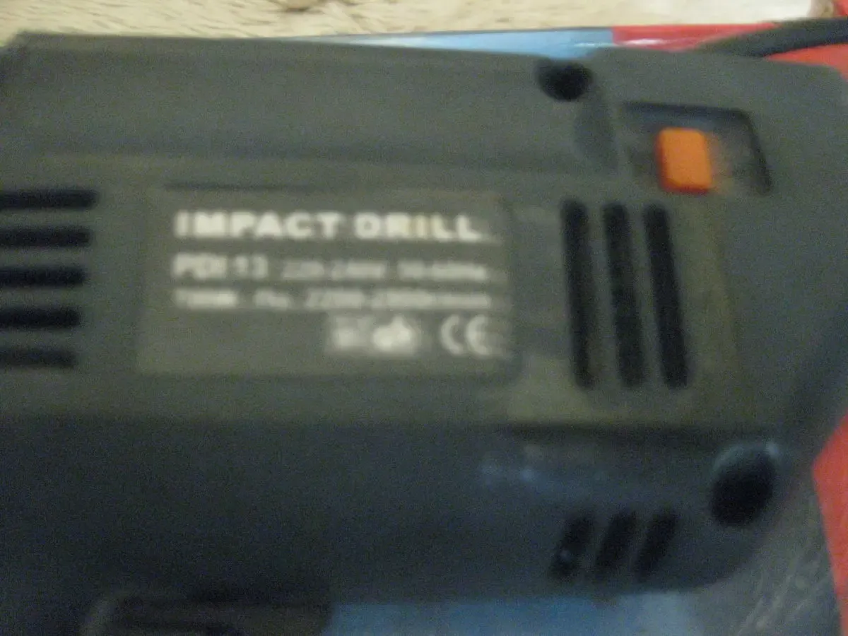 Продам или обменяю дрель ударную Boss PDI 13 3