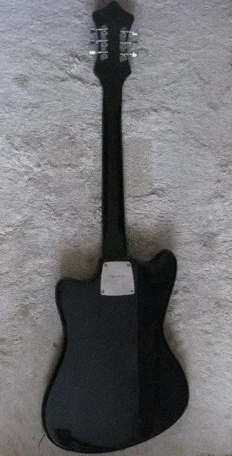 Продам электрогитару 