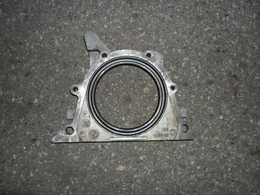 BMW 1265139, Крышка двигателя задняя БМВ М20, BMW 11141264493, оригин 4