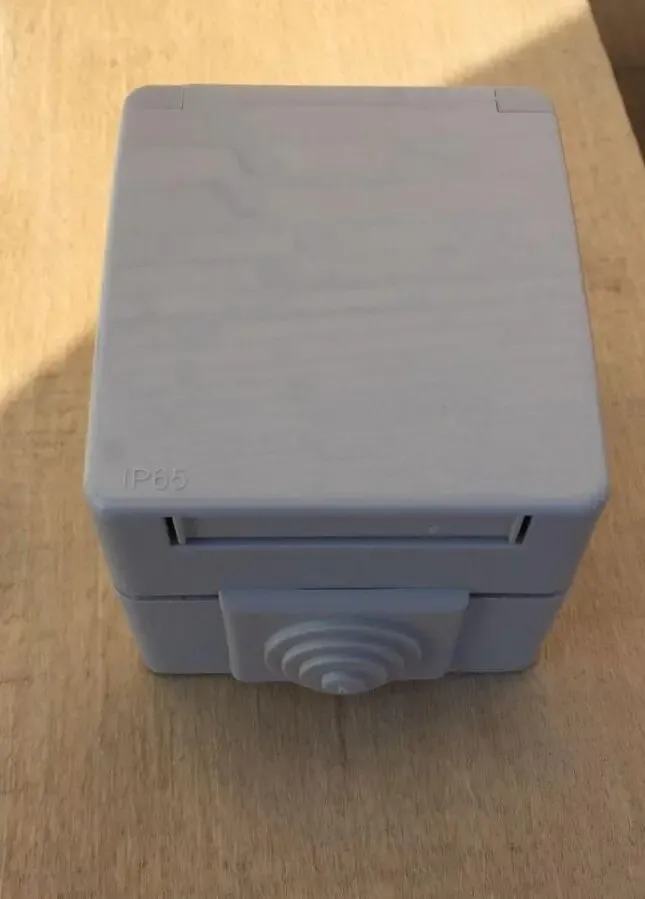 WATERPROOF 48 (EFAPEL, Португалия) - выключатели и розетки IP65 5