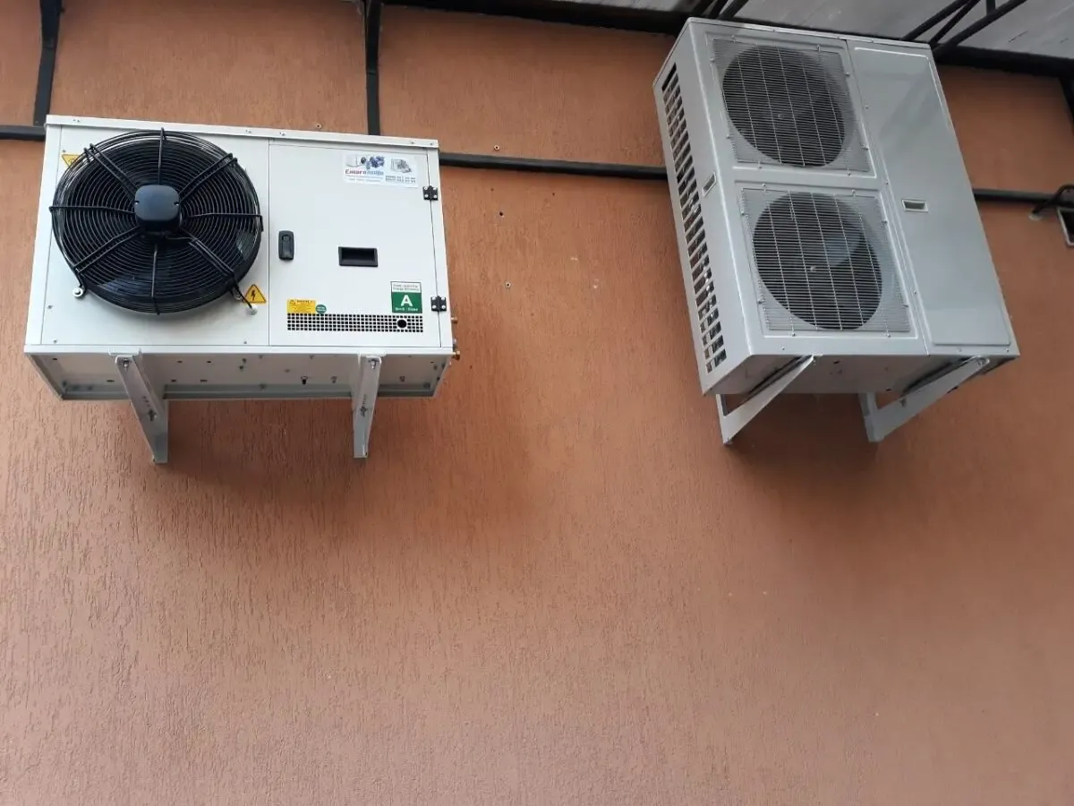 Ремонт продаж холодильного морозильного обладнання 9