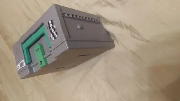 Кейс бокс ящик на защёлке пласмасовый