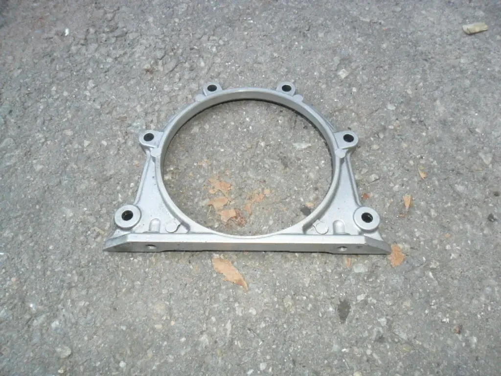 F802-11-310, Крышка коленвала задняя, Мазда 626 GC, FE, оригинал 3