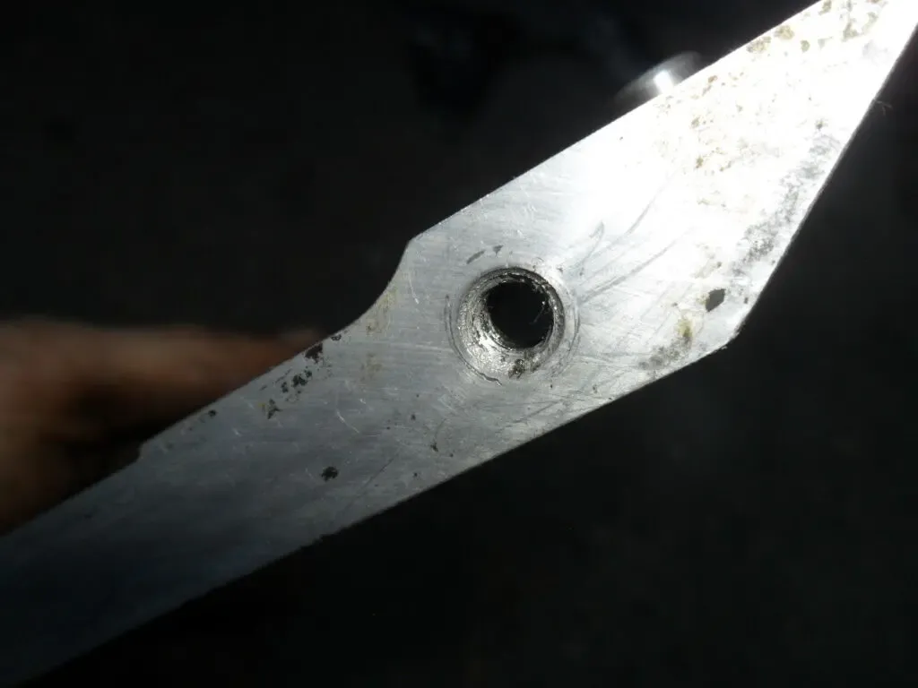 F802-11-310, Крышка коленвала задняя, Мазда 626 GC, FE, оригинал 9