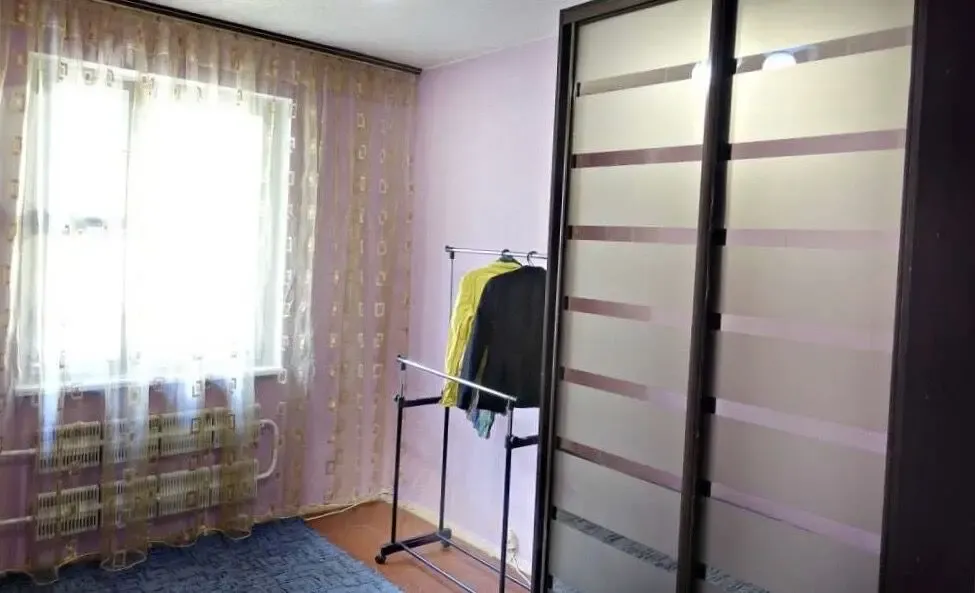Продам 2 комн. кв. р-н ЮЗР, по ул. Ярославская 4