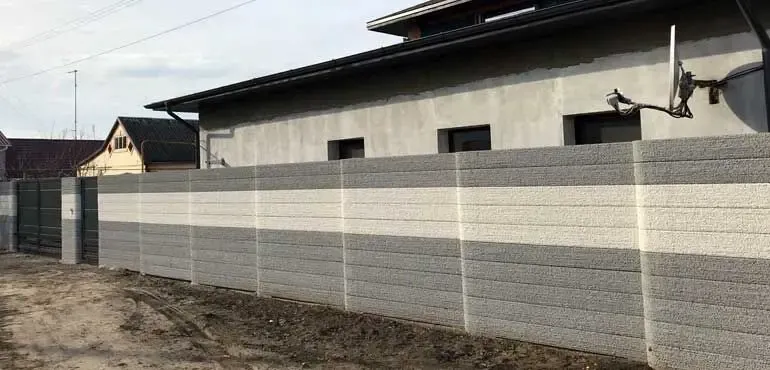 Крафтовый забор современный и стильный дизайн 8