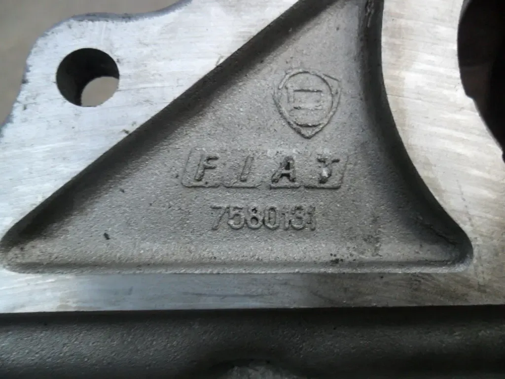 Fiat 7580131, Передняя крышка коленвала Фиат 1.4 - 1.6, 8v, оригинал 9