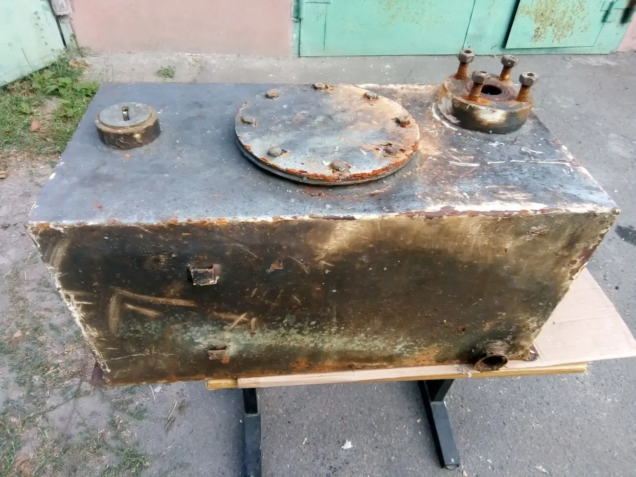 Бак можно под ГСМ 4