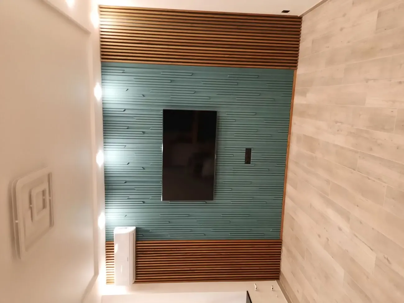 Декоративные деревянные рейки для стены. Реечный декор. 6