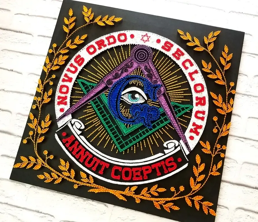 Стринг арт Масонские знаки, Всевидящее око, циркуль и наугольник 2