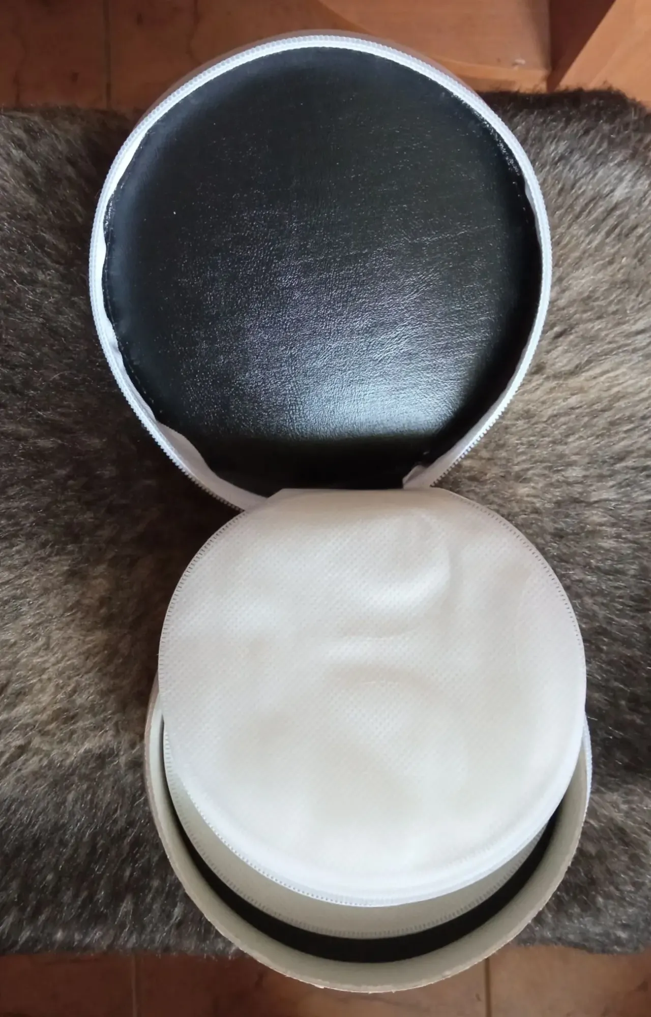 Сумка под CD-диски 2