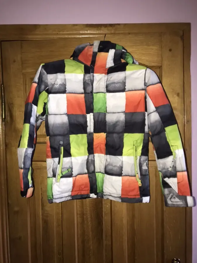 Куртка детская б/у для сноуборда/ г.лыж/ повс.исп. ф.Quiksilver,р.10к