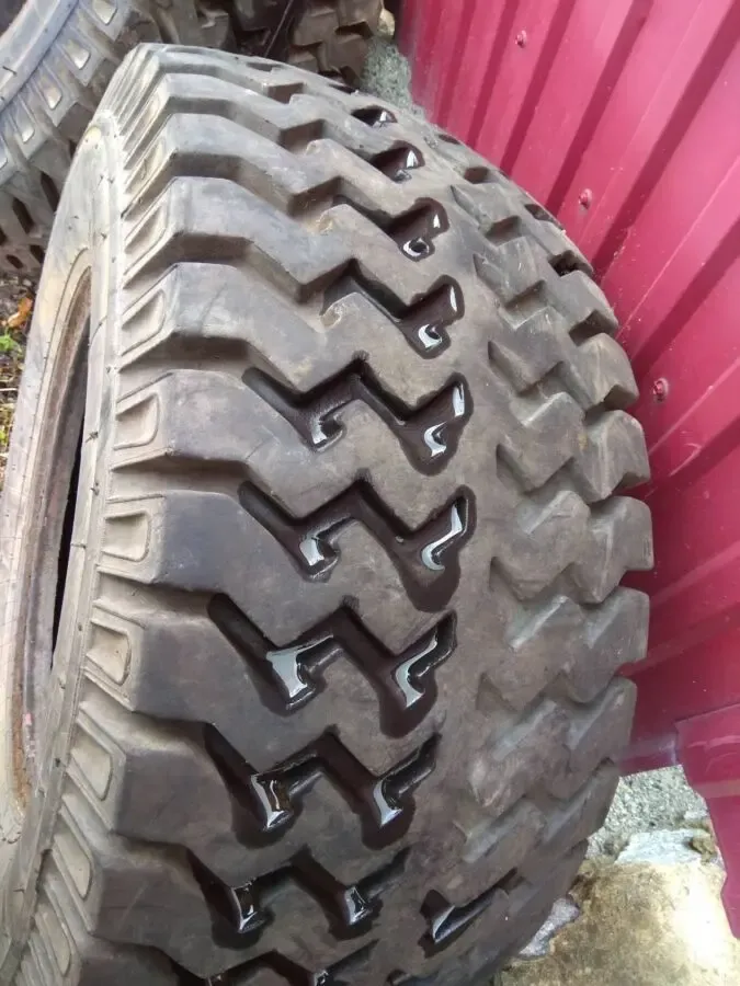 Шина колесо КФ-97  ПТС-6 ; 12 2