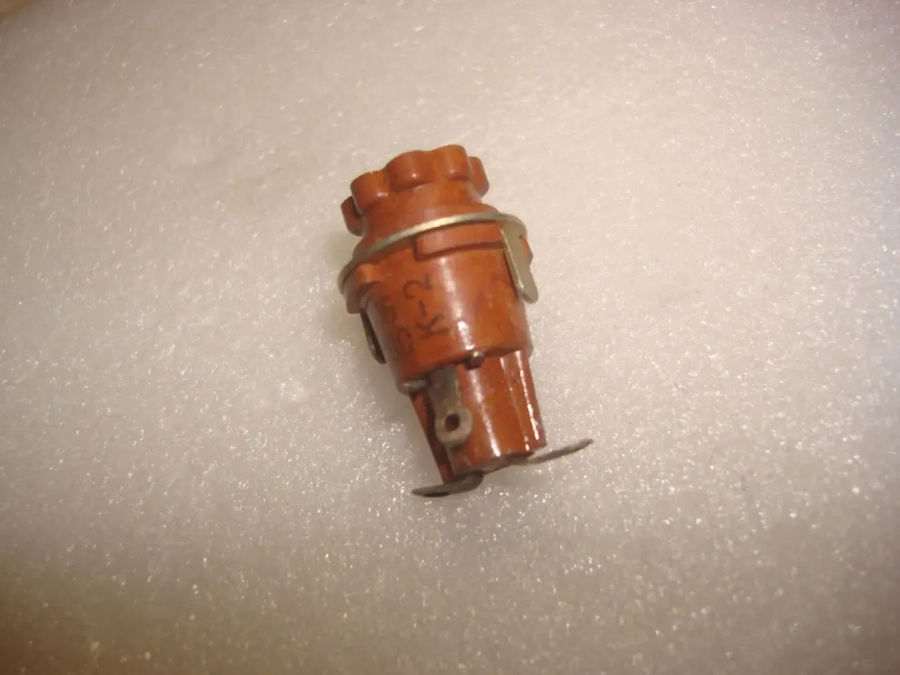 Предохранители    Держатели ДВП ДПК   плавкой  вставки 10