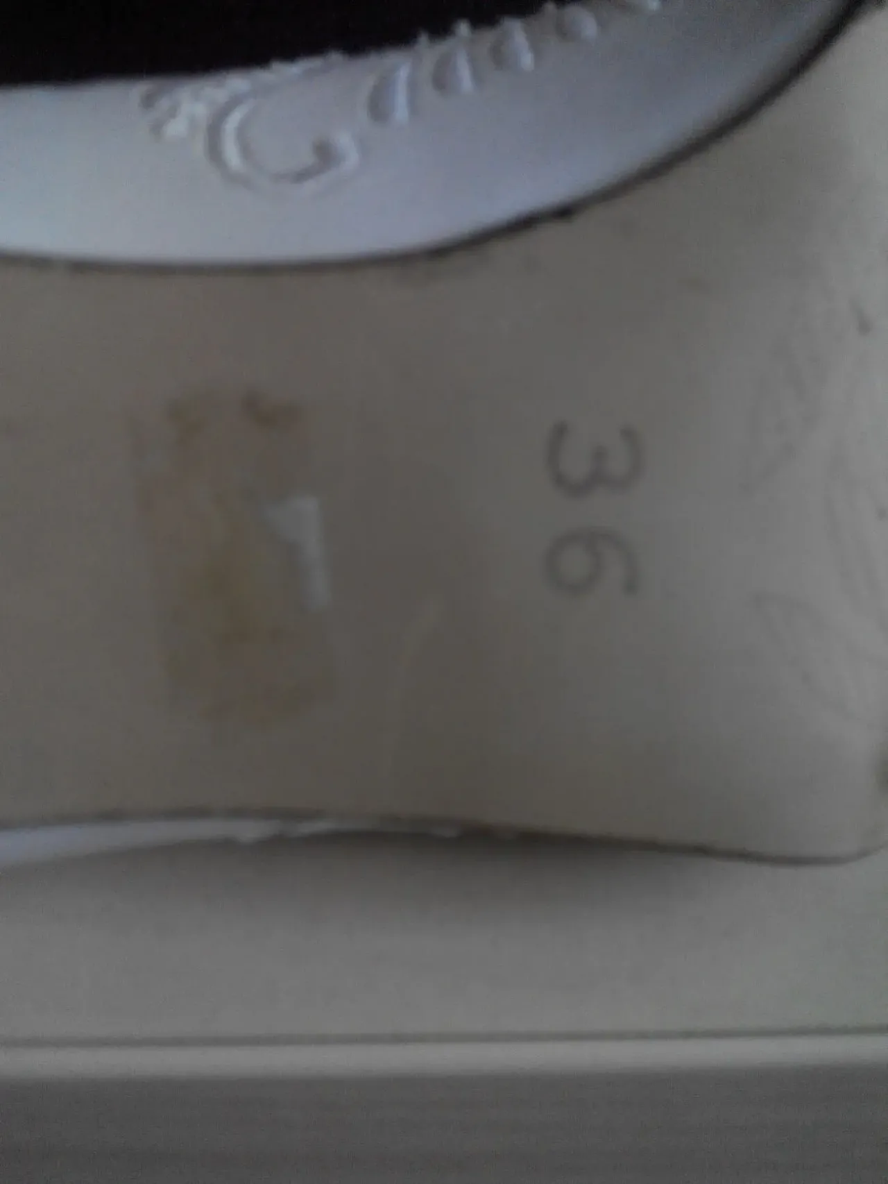 Білі весільні туфлі 5