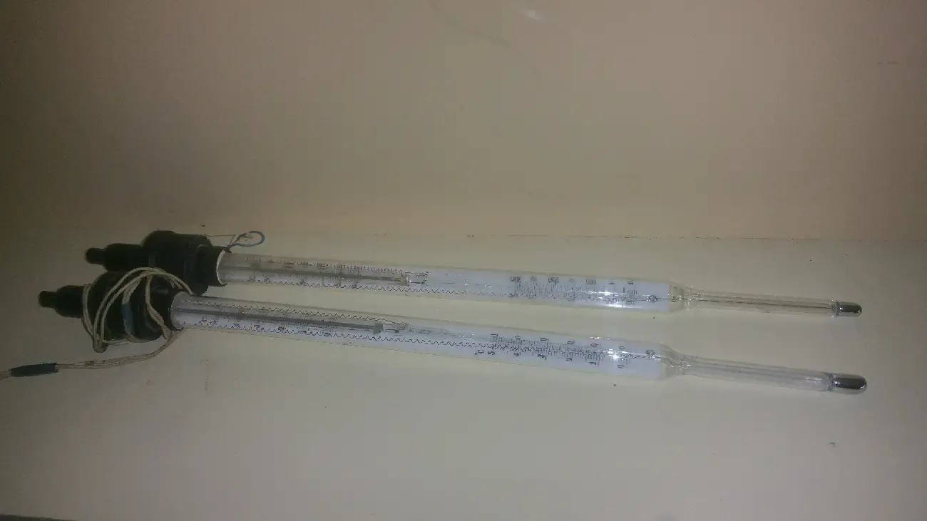 Продам контактный термометр ТПК  (СССР ) 4