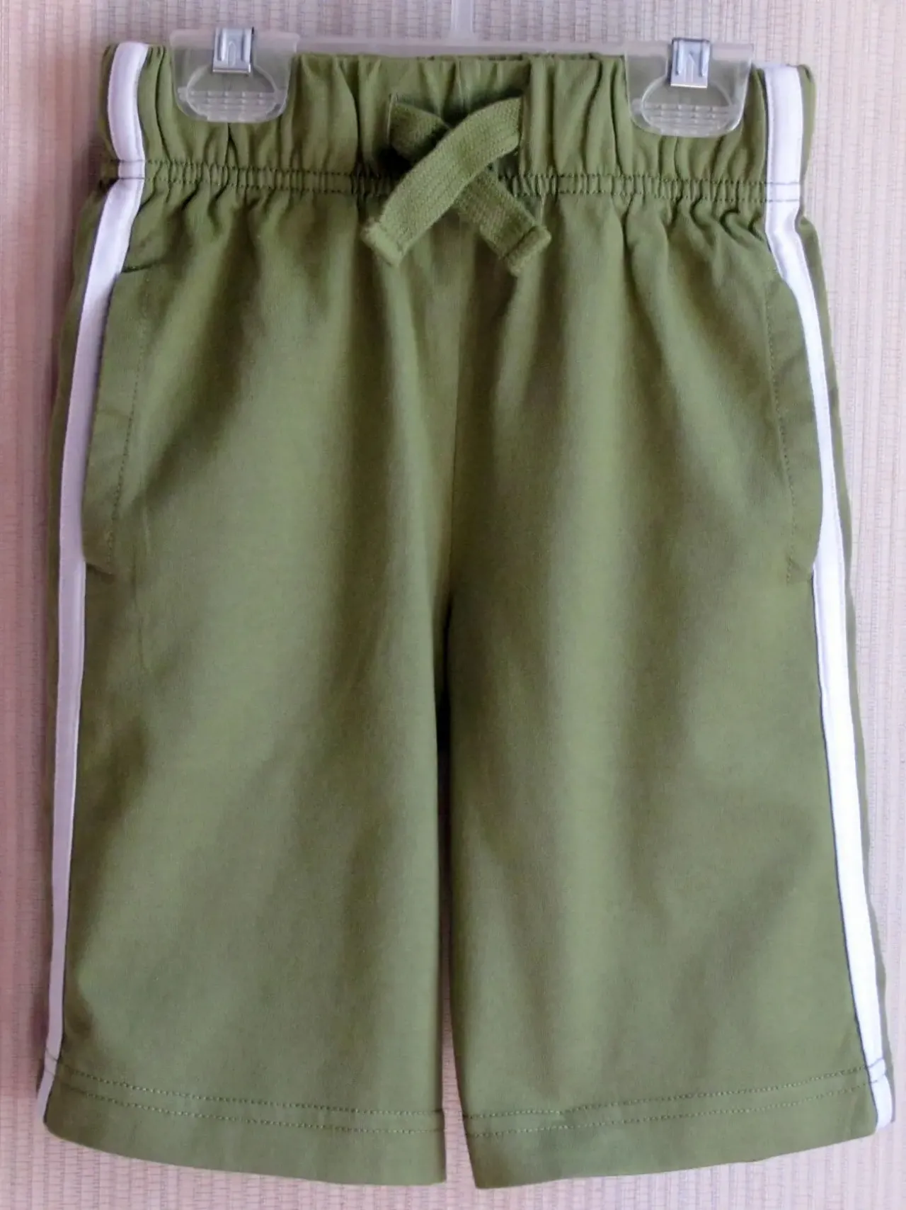 Замечательные шорты, США, от 4 до 6 лет, новые!