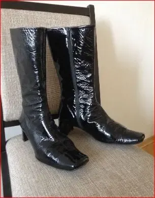 Сапоги демисезонные, 40-41р., Next, Португалия, лаковая кожа. 3