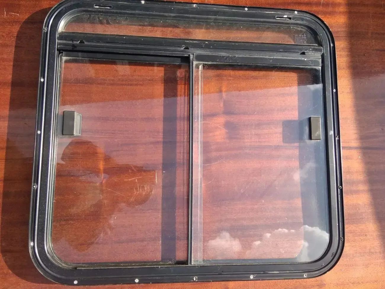 Бокове скло для автобуса, буса 4