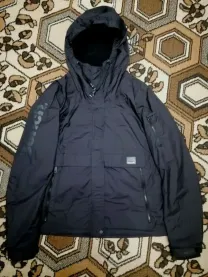 Куртка осіння Bench. Розмір 42