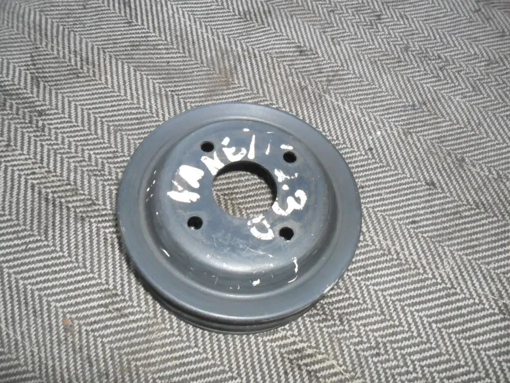 Nissan 210519C600, Шкив помпы Ниссан Ванетте, Vanette, LD23, оригинал 7