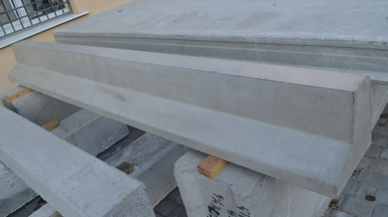 Армований борт (дорожній) 6