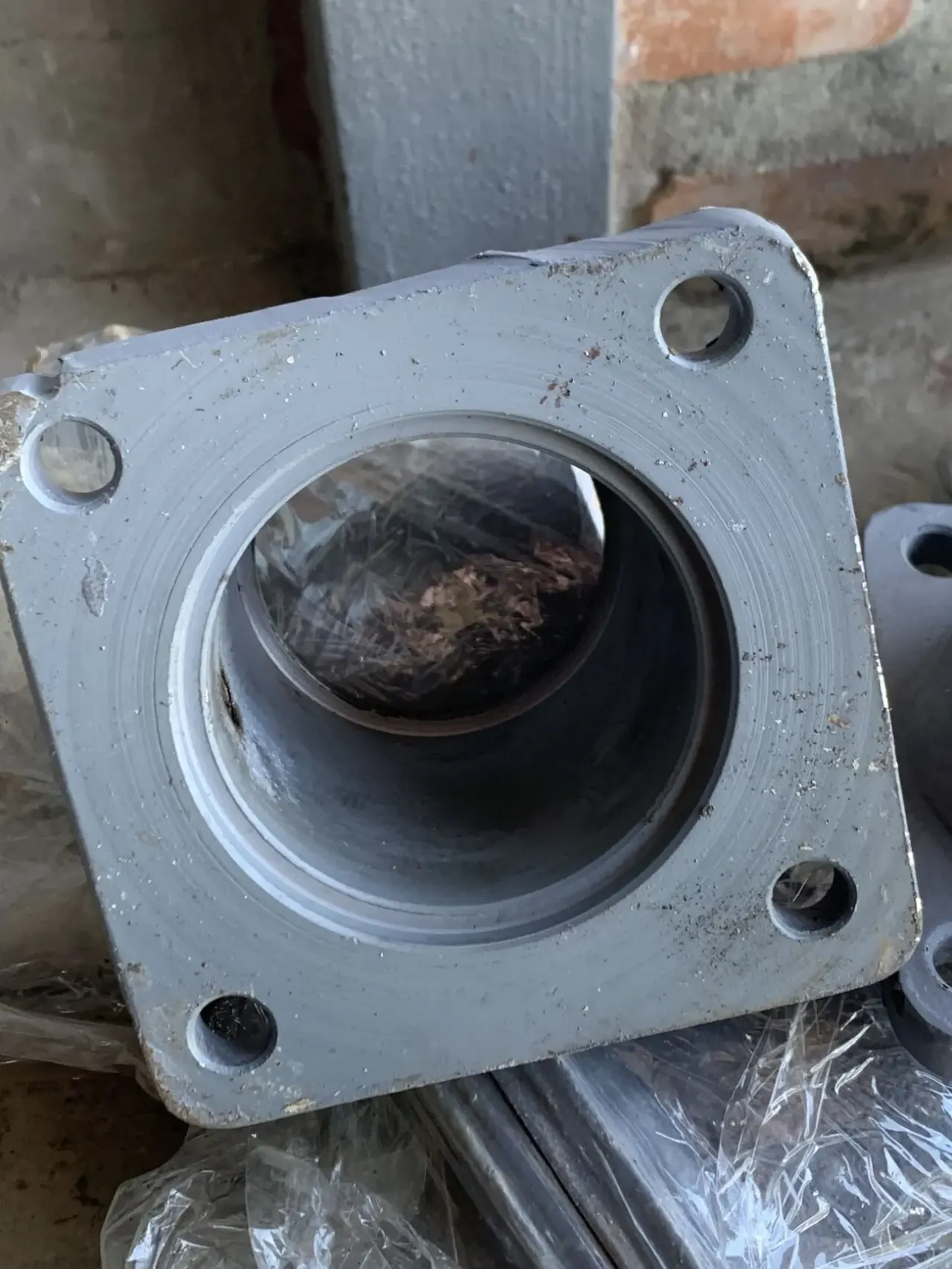 Машина для зняття пір’я з птиці  К7-ФЦЛ-7: корпуса підшипників. 4