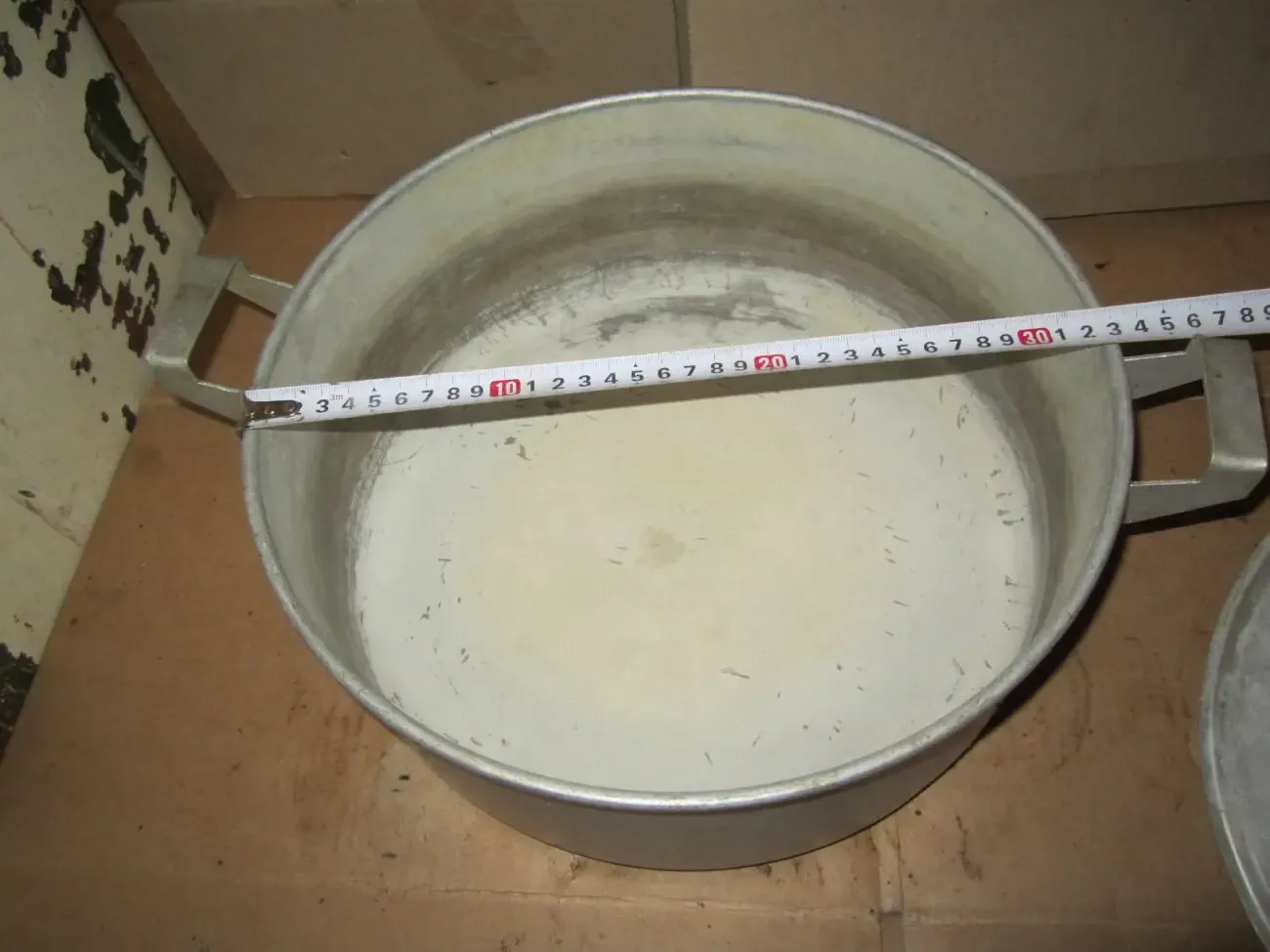 Кастрюля алюминиева   30 , л , СССР 7