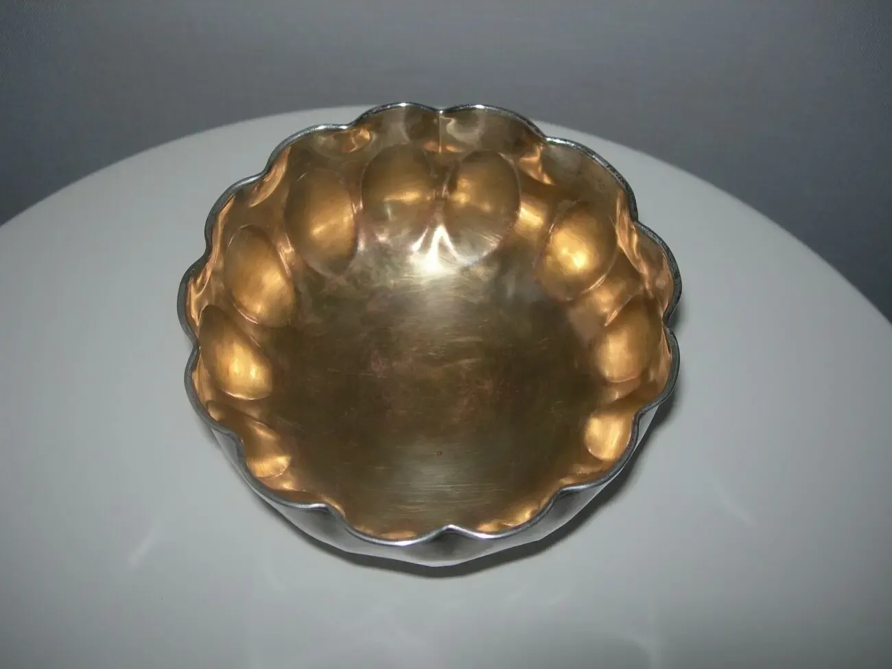 Конфетница, ваза, на ножке, бронза, серебрение, Англия 3