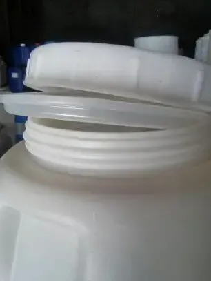 Бочонки 50 л. пластиковые б/у 2