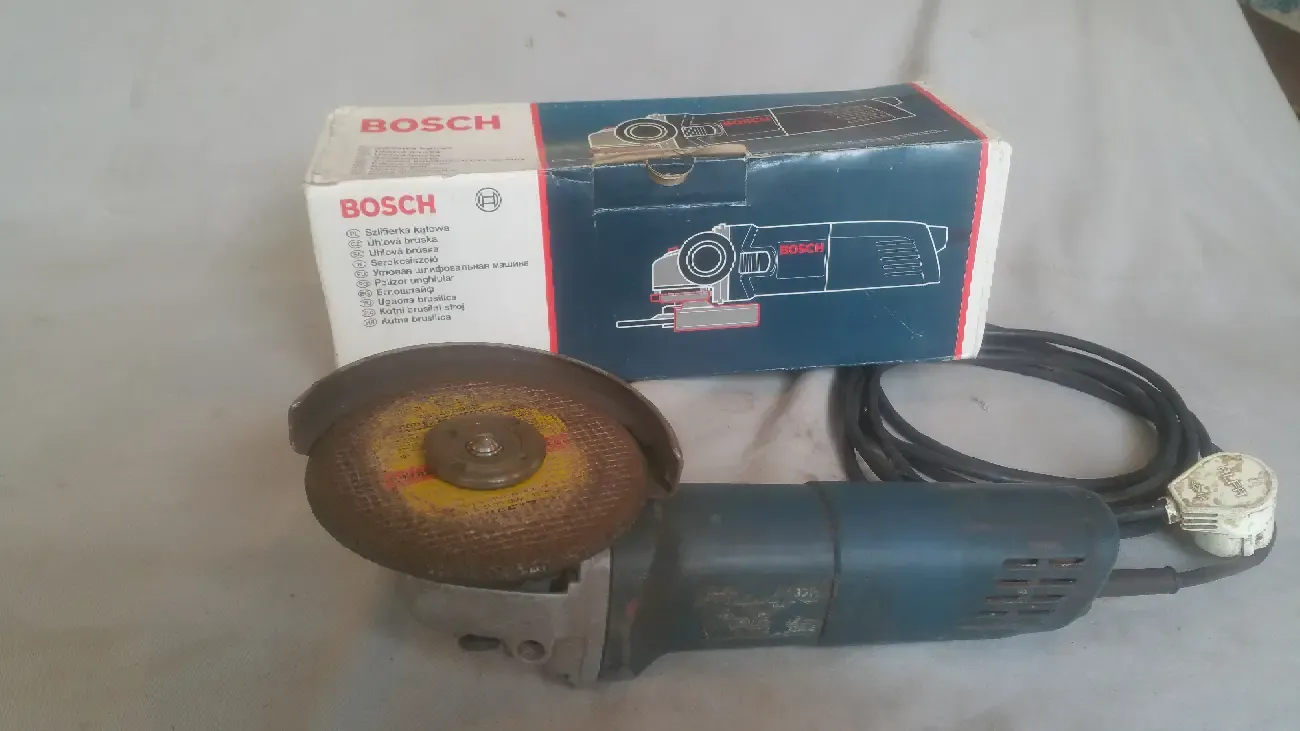 Продам УШМ Bosch GWS 10-125C оригинал 8