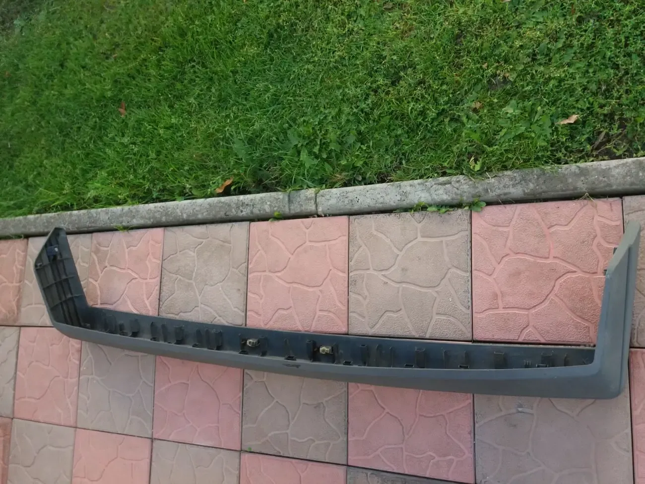 Бампер задній Б/У. Ауді Фольксваген.80 тих років. 4