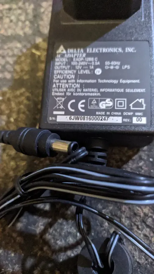 Зарядки  универсальные. 3