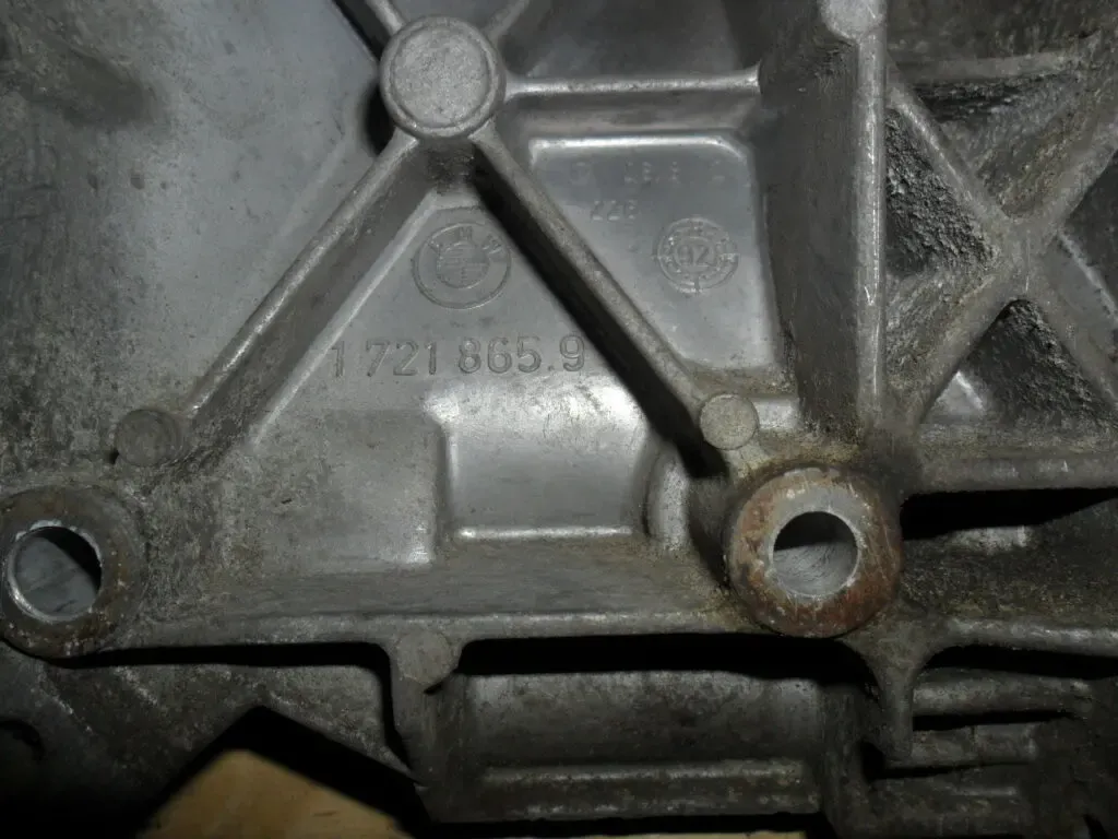 BMW 1721865, Кронштейн генератора БМВ М40, BMW 12311721865, оригинал 7